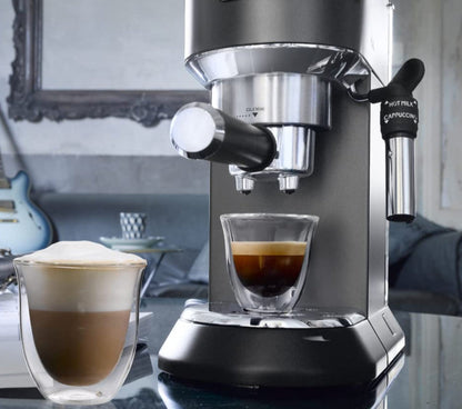 Espresso Siebträgermaschine mit Milchaufschäumer, 15 cm schmal, für Kaffeepulver & ESE Pads, 1 L Wassertank, Kompakte Espressomaschine Schwarz